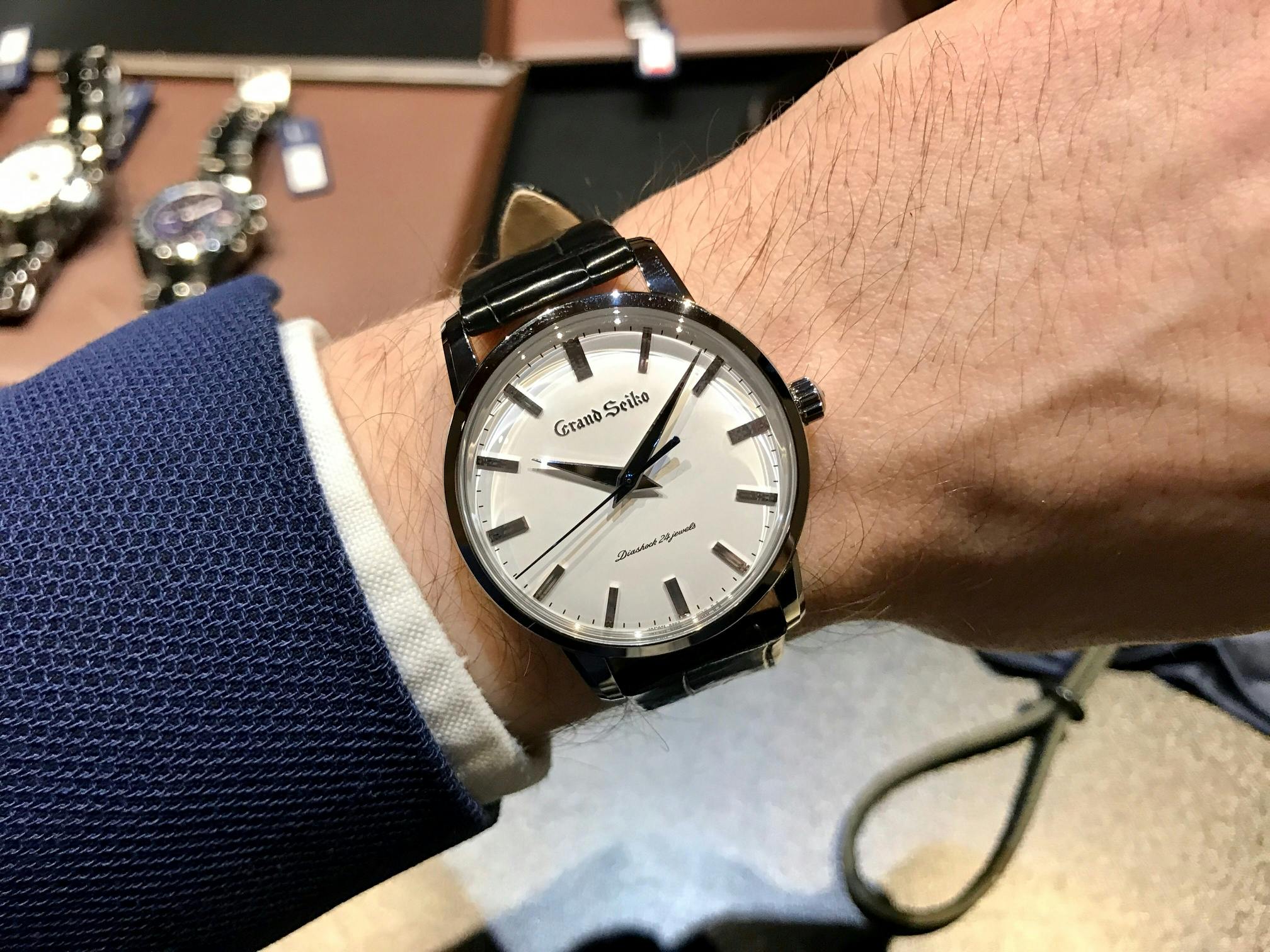 Baselworld 2017 - Page 5 Image%20uploaded%20from%20iOS.jpg?auto=format&fm=jpg&ixjsv=2.1.0&ixlib=rails-1.1.0&mark=%2Fwatermark